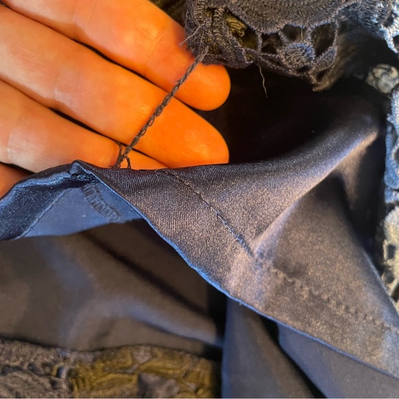 Tahari beautiful blue lace dress - Picture 11 of 11